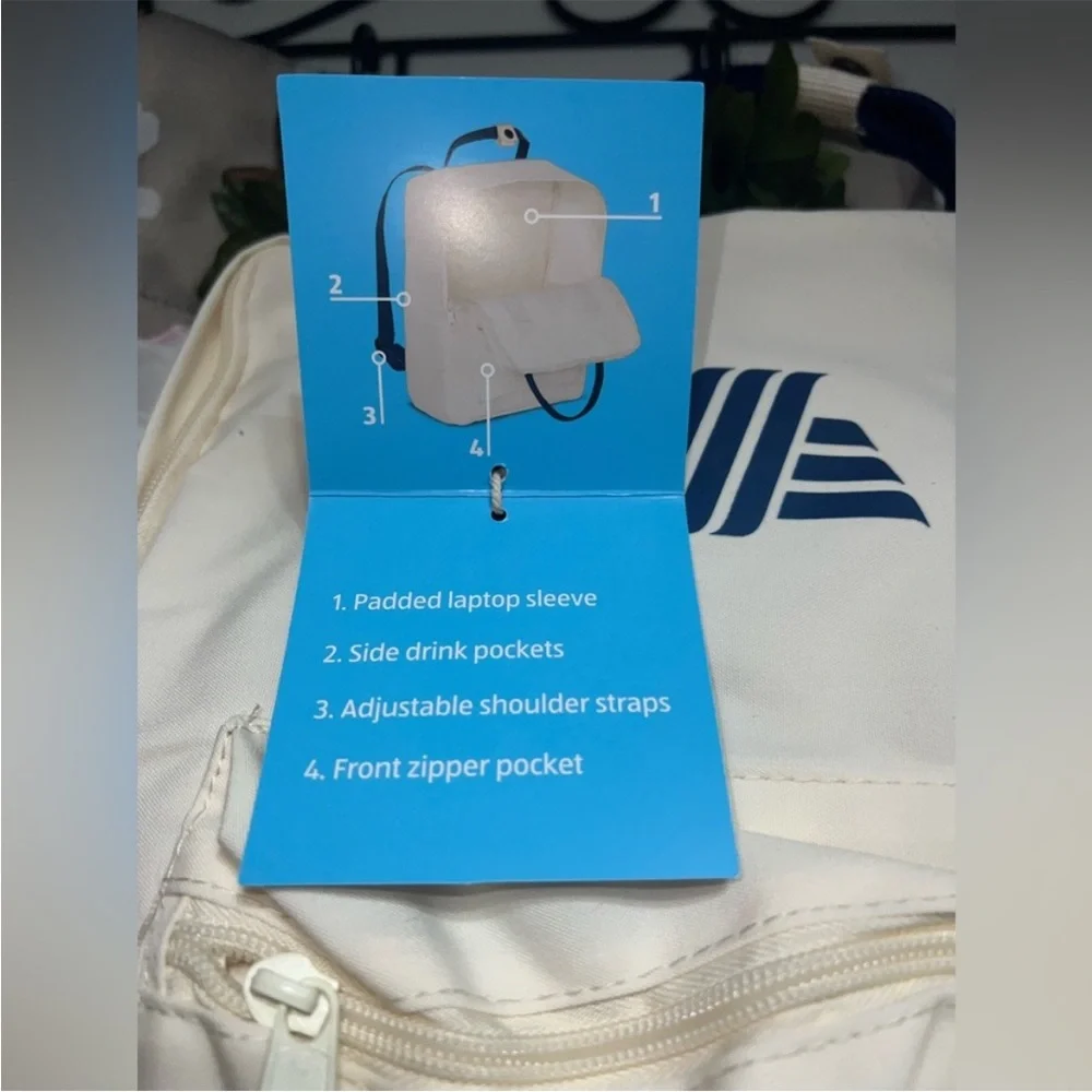 🍁 NEW Aldi Cream with Blue backpack Fall Gear 2023. With tags